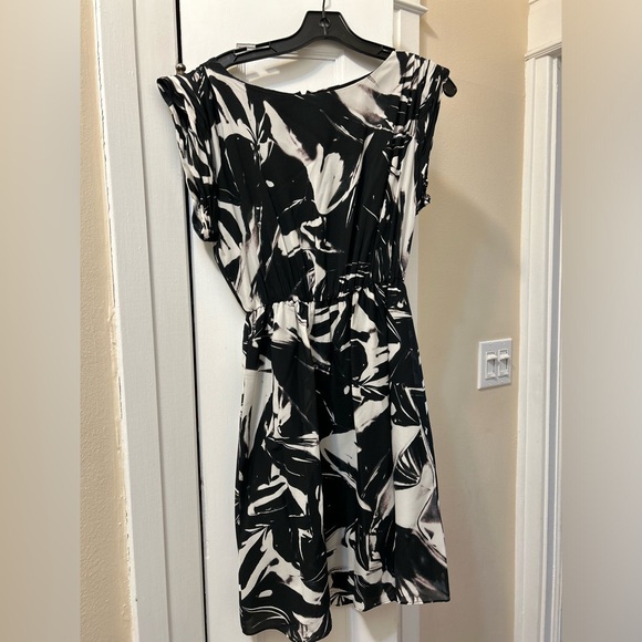 New Alice + Olivia silk dress - Picture 1 of 3